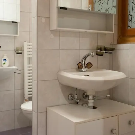 Sunny And Spacious In Faigaux In Situated In Quiet Area With Magnificent Mountain Views Apartamento *