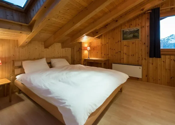 Sunny And Spacious In Faigaux In Situated In Quiet Area With Magnificent Mountain Views Appartement *