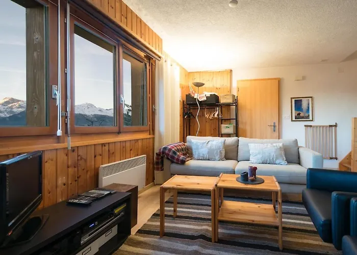 Sunny And Spacious In Faigaux In Situated In Quiet Area With Magnificent Mountain Views Appartement *