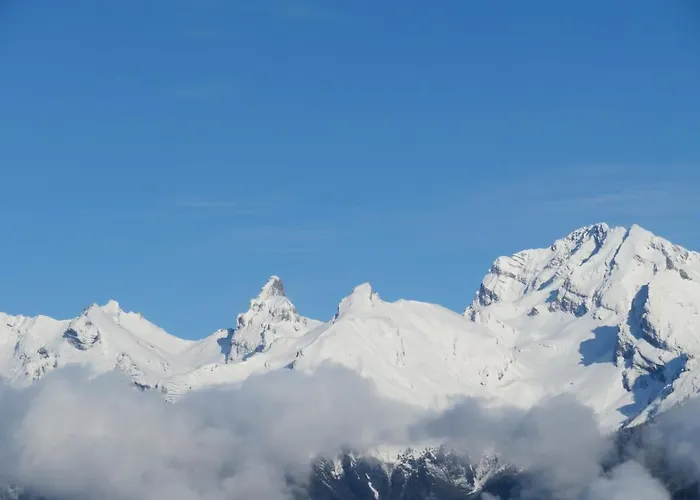 Appartement Sunny And Spacious In Faigaux In Situated In Quiet Area With Magnificent Mountain Views