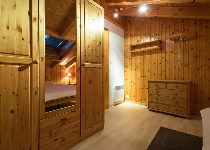 Appartement Sunny And Spacious In Faigaux In Situated In Quiet Area With Magnificent Mountain Views *