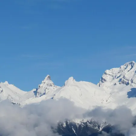 شقة Sunny And Spacious In Faigaux In Situated In Quiet Area With Magnificent Mountain Views