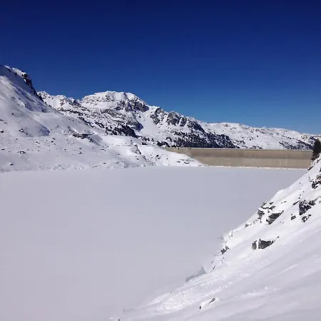 شقة Sunny And Spacious In Faigaux In Situated In Quiet Area With Magnificent Mountain Views