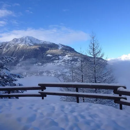 Sunny And Spacious In Faigaux In Situated In Quiet Area With Magnificent Mountain Views *