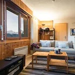 Sunny And Spacious In Faigaux In Situated In Quiet Area With Magnificent Mountain Views Appartamento *