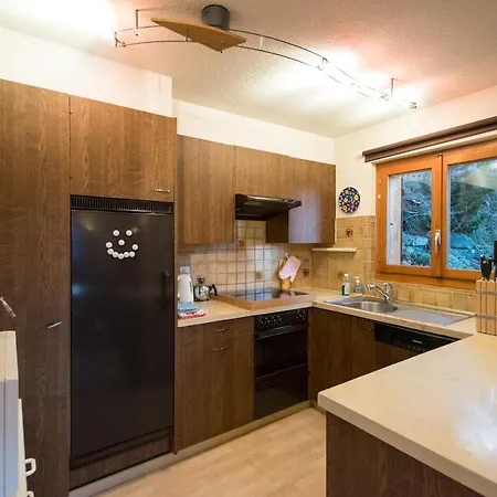 公寓 Sunny And Spacious In Faigaux In Situated In Quiet Area With Magnificent Mountain Views 维松纳
