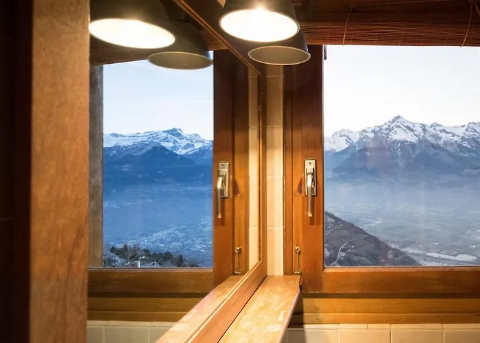 아파트 Sunny And Spacious In Faigaux In Situated In Quiet Area With Magnificent Mountain Views